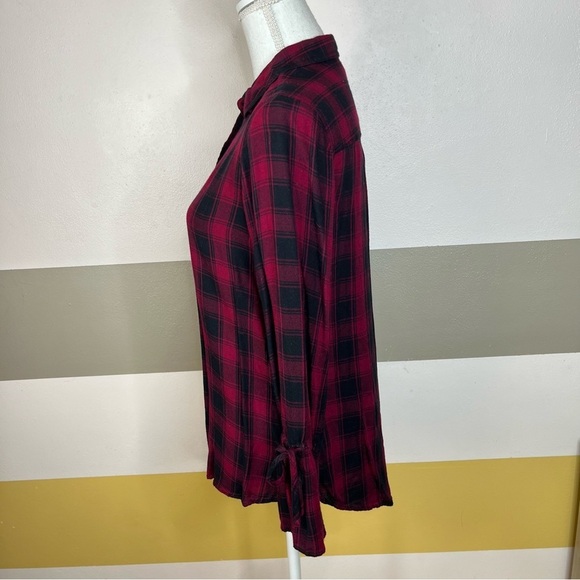 2/$25 Express Burgundy Buffalo Plaid Lightweight Bell Sleeve Flannel Button Down - Picture 4 of 12